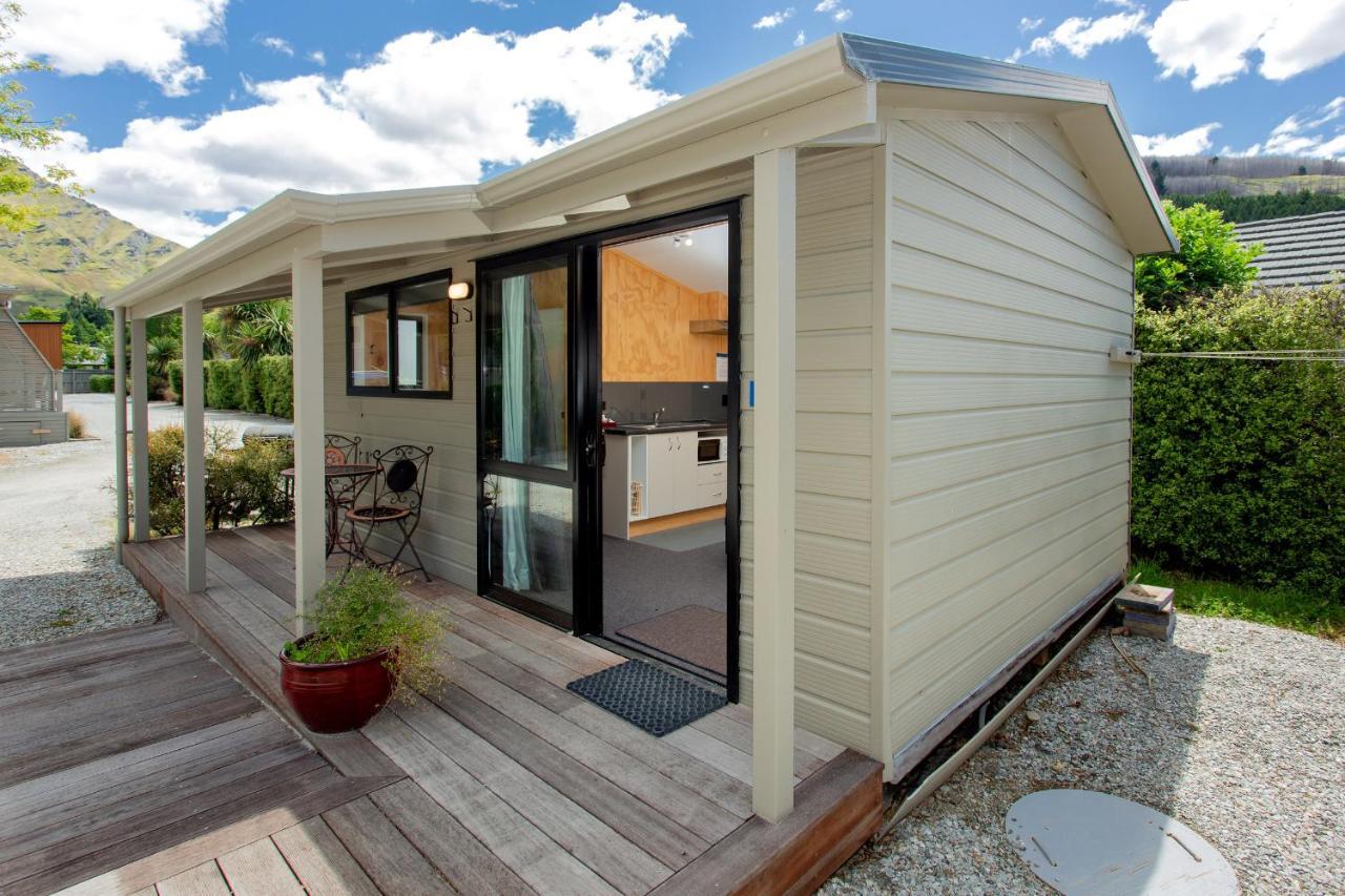 Queenstown Top 10 Holiday Park Екстериор снимка