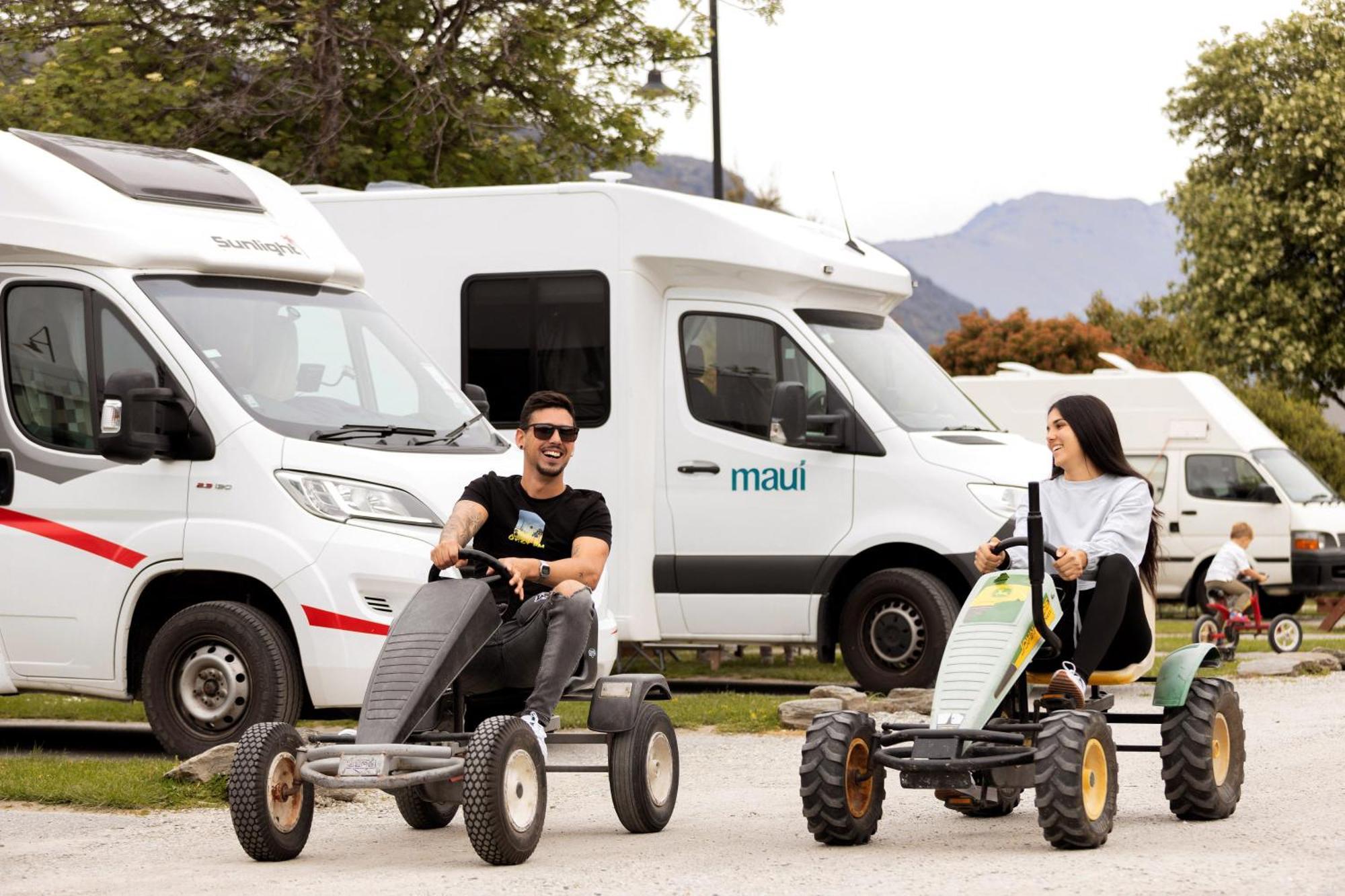 Queenstown Top 10 Holiday Park Екстериор снимка