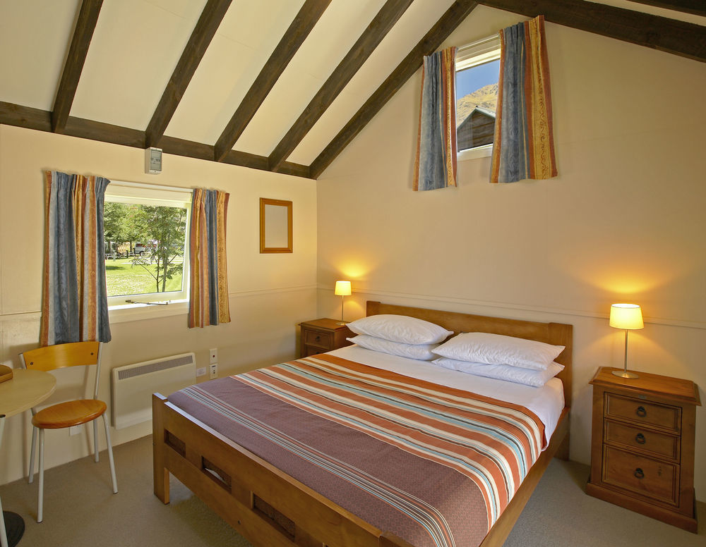 Queenstown Top 10 Holiday Park Екстериор снимка