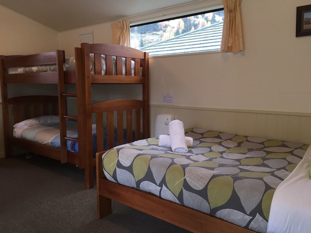 Queenstown Top 10 Holiday Park Екстериор снимка