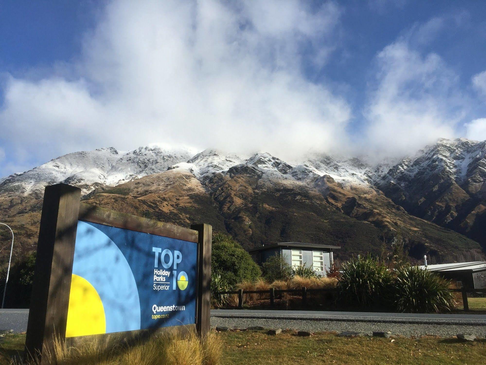 Queenstown Top 10 Holiday Park Екстериор снимка